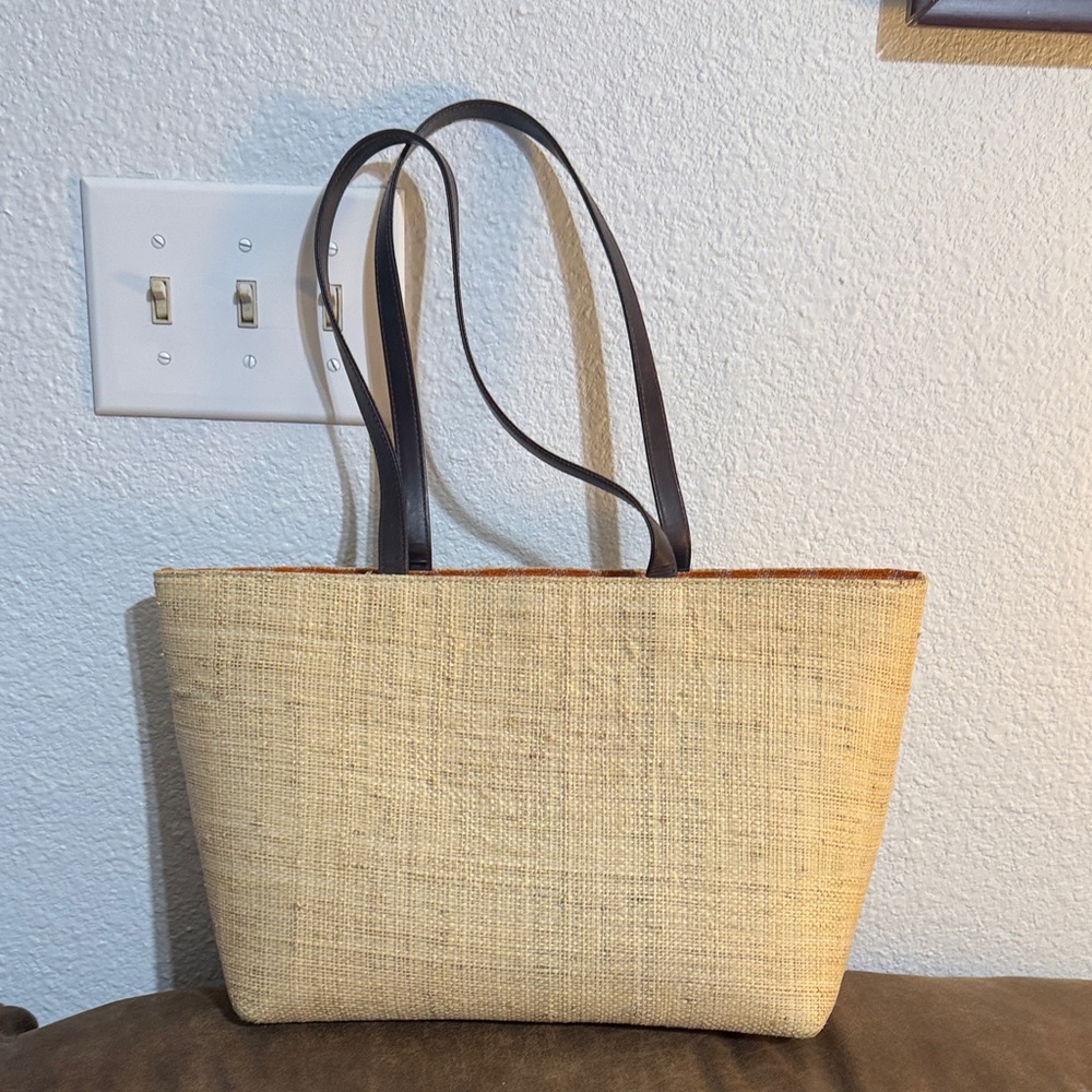 Floral Embroidered Tan Tote Bag - Picture 3 of 4